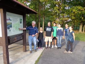 students on a class field trip